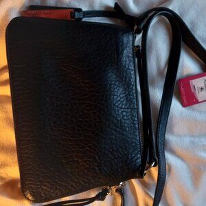 VINCE CAMUTO black leather purse